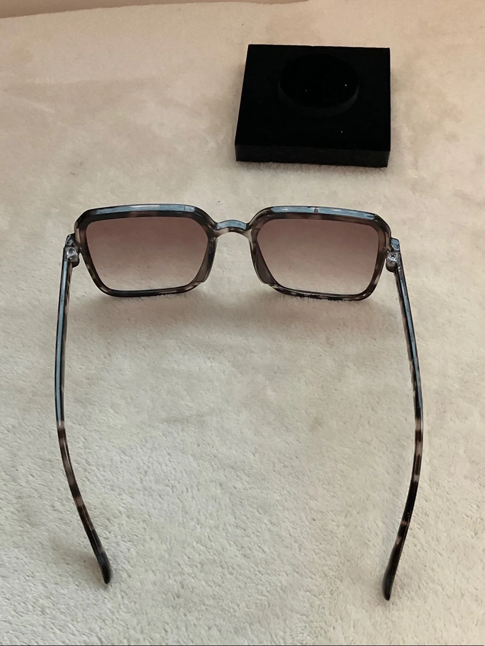 Unbranded fashionable gray